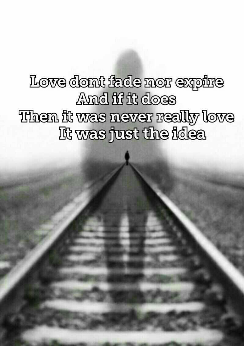 Уходящий человек. Ушедшие в никуда. Одинокий человек на мосту. Он шел в никуда. Он шел в никуда.